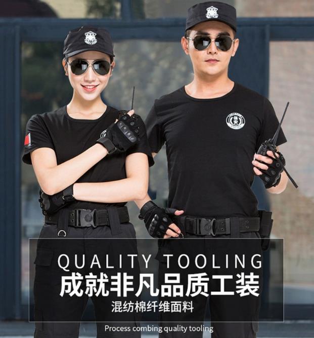 蘇州卡珀職業(yè)服裝（蘇州）有限公司，公司秉承以創(chuàng)新設(shè)計，用料精良，做工精致的職業(yè)理念，受到顧客的普遍好評。公司主要做短袖保安服-春秋工作服-協(xié)警服-冬季工作服。